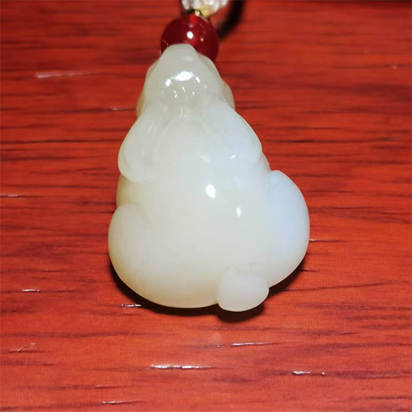 白玉兔子600-3.jpg